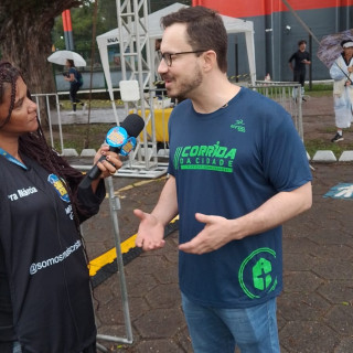 Corrida da igreja da cidade